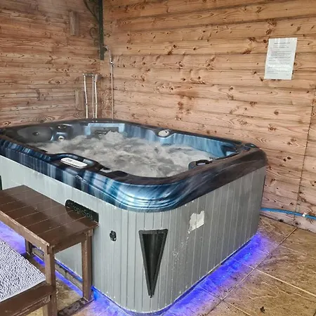 Le Dome Du Bed and breakfast